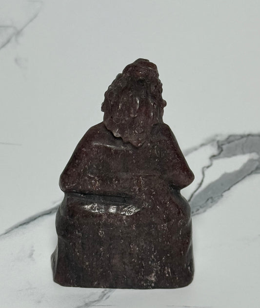 Strawberry Quartz Halloween spooky movie 4 inch tall carving