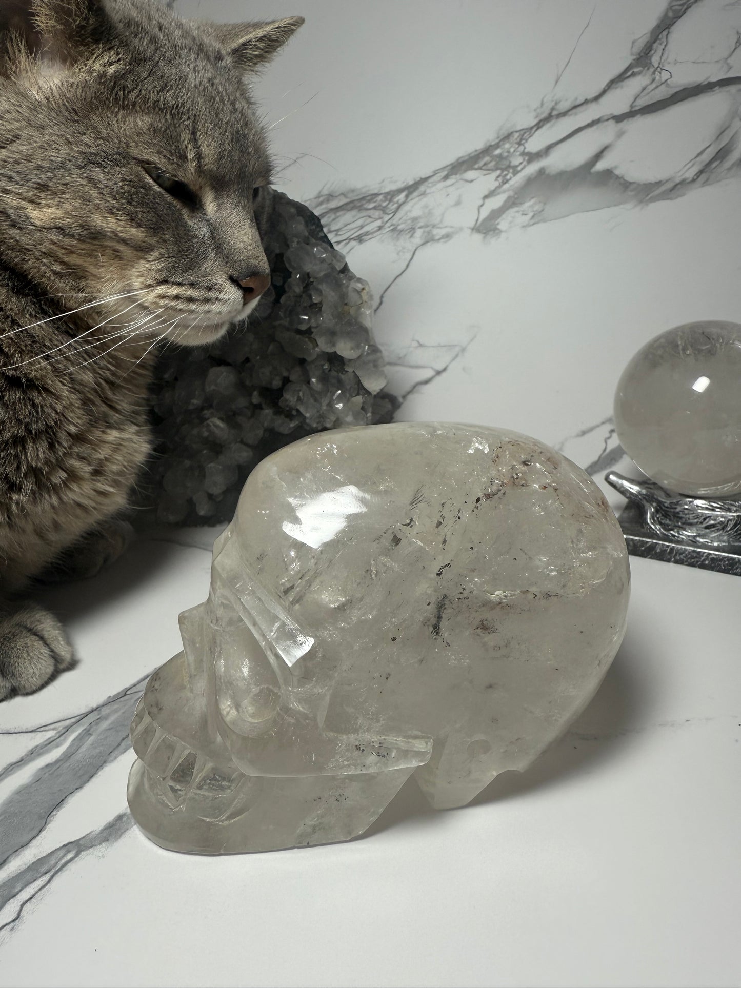 Large clear quartz carved skull 1.56 kg